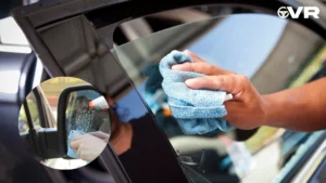 Clean Windows and Mirrors of car